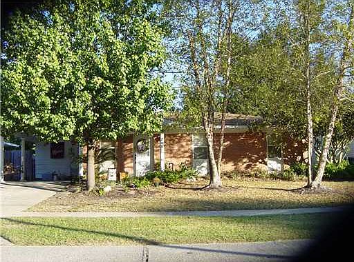 1st image of 3738 Brookwood Dr