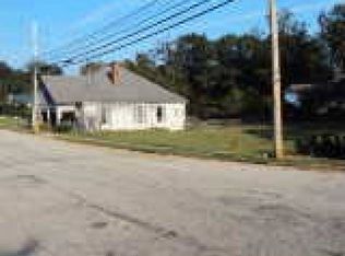 228 Commerce St, Hogansville, GA