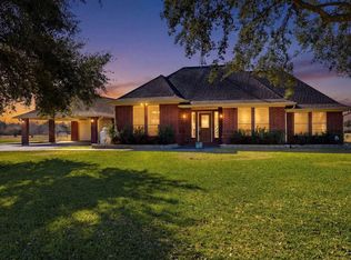 5250 Lauren Rd, Alvin, TX 77511