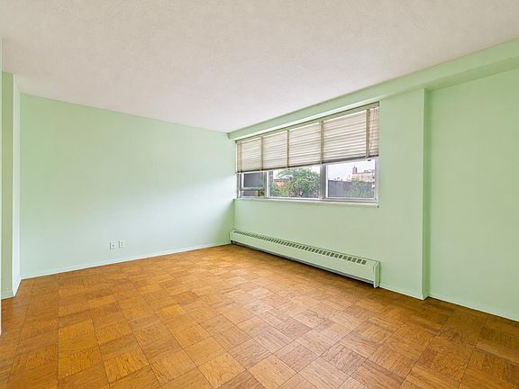 3rd image of 75 Henry Street #1-E