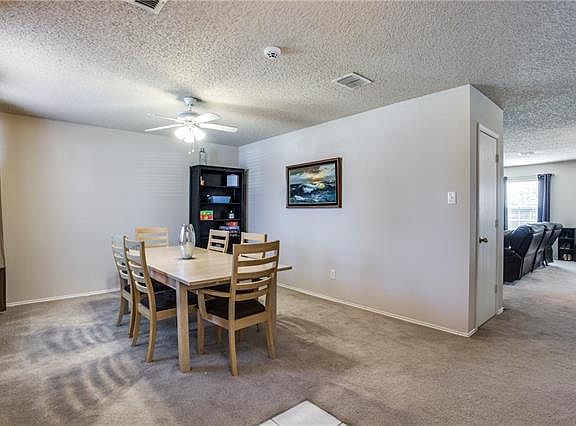 3rd image of 1533 Windward Ln