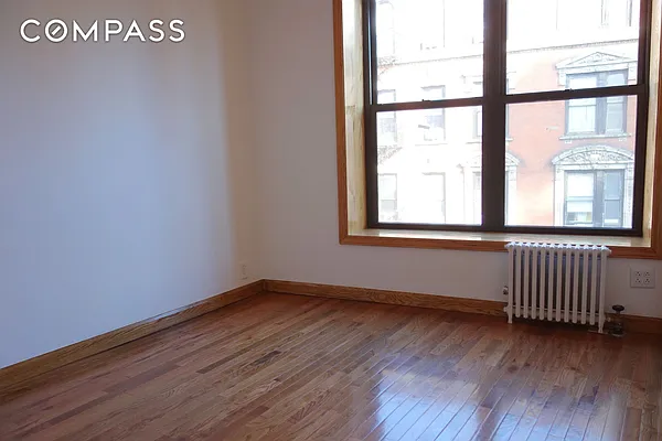 Rented by Compass | media 13