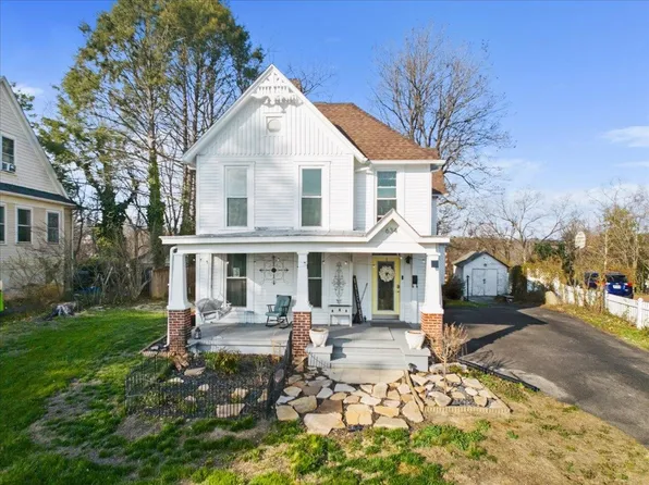 634 Prospect Ave, Pulaski, VA 24301