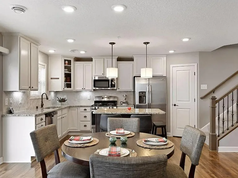 3300 Lakewood Trl — Photo 10