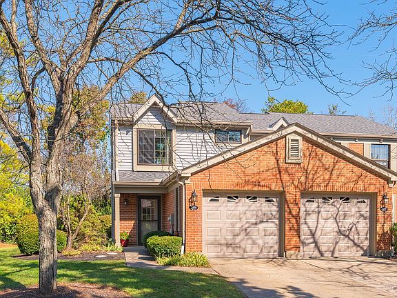 2nd image of 2884 Chaise Ln
