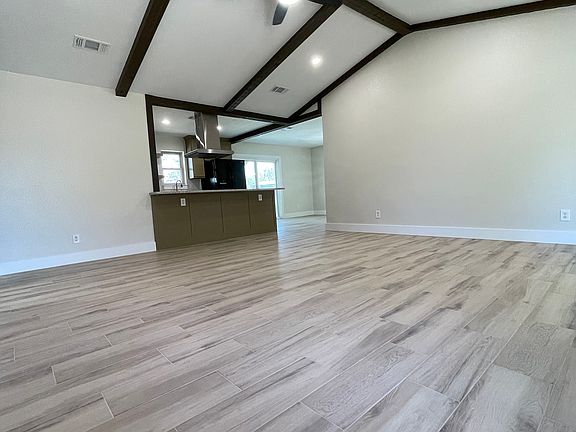 4th image of 312 N Lowrance Rd