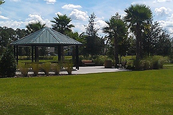 Park area in Independence!