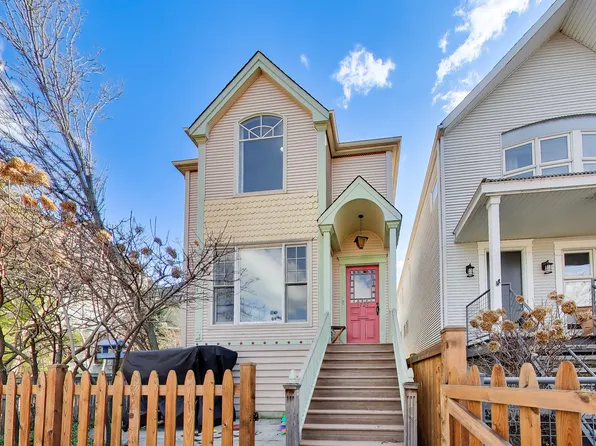 1727 W Henderson St, Chicago, IL 60657