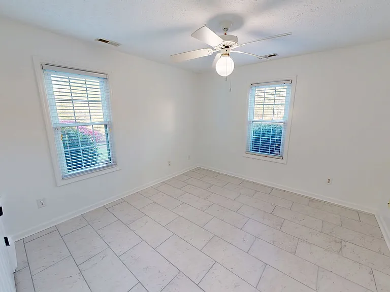 330 Bubble Creek Ct #4 — Photo 18