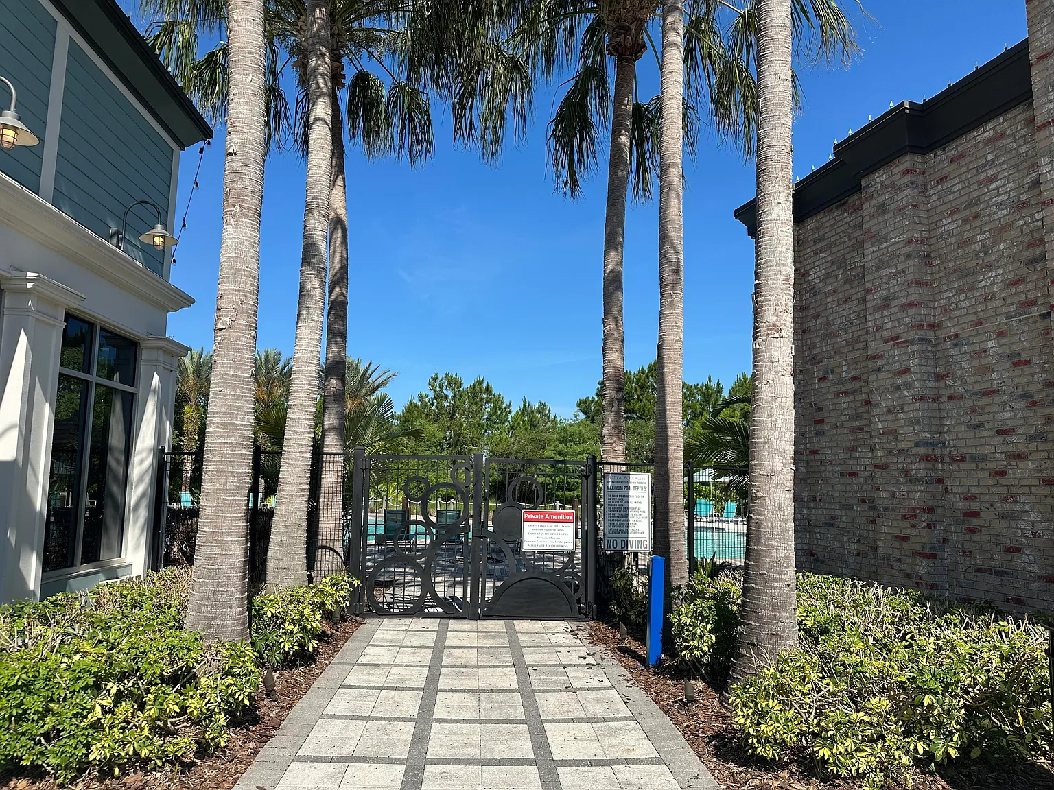 3 bed, 2.5 bath, 1640 sqft, $2,250 — Photo 2