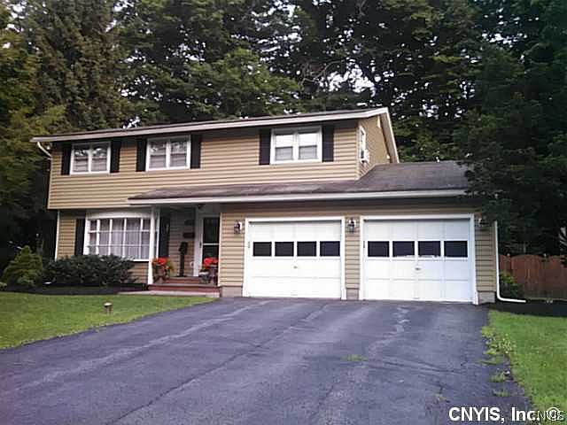 1st image of 135 Sagamore Dr S