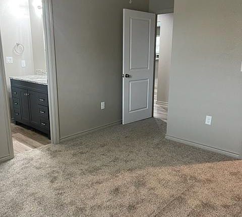 3rd image of 102 8th St APT A