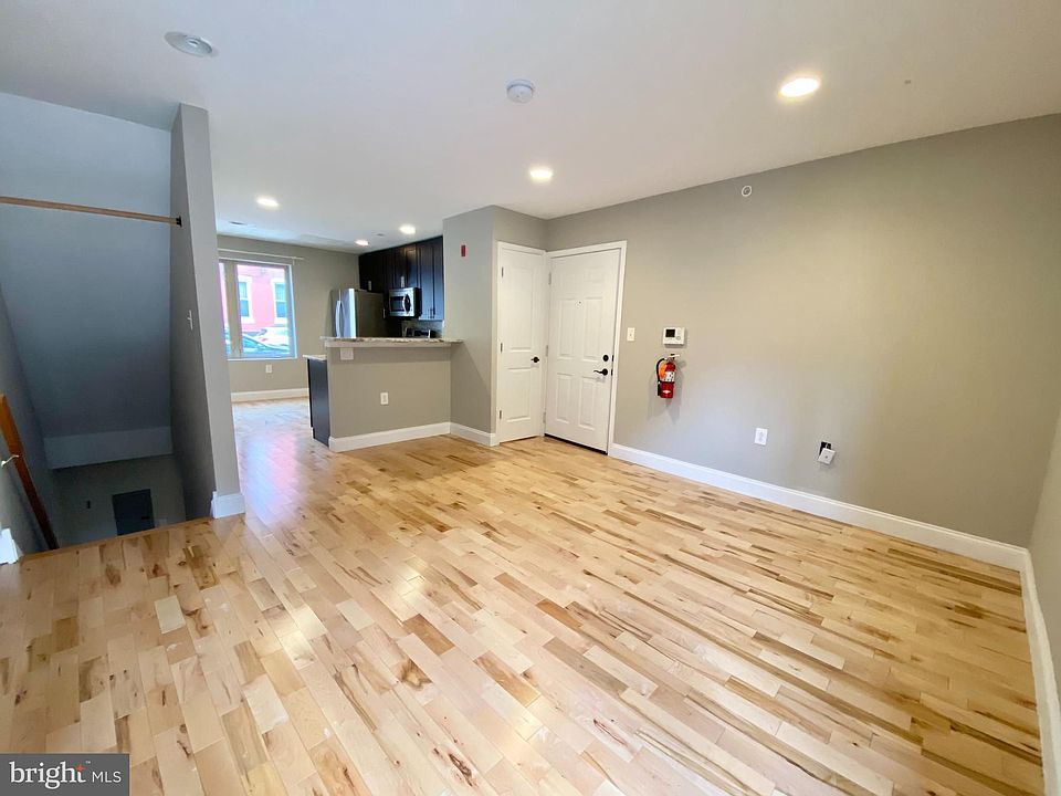 1st image of 443 Wiota St