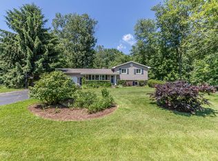 882 Shawano Dr, Mason, MI