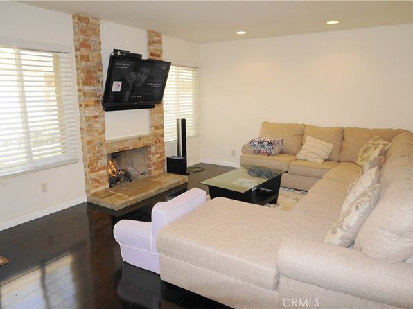 2015 E Saddlewood Ln