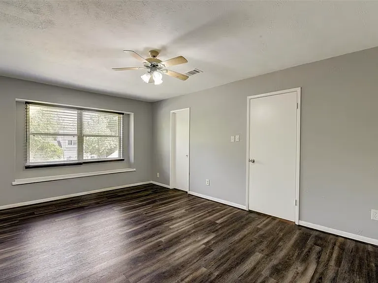 10107 Sand Pass Ln — Photo 7