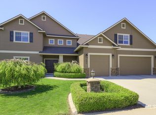 4573 W Quaker Ridge Dr, Meridian, ID 83646