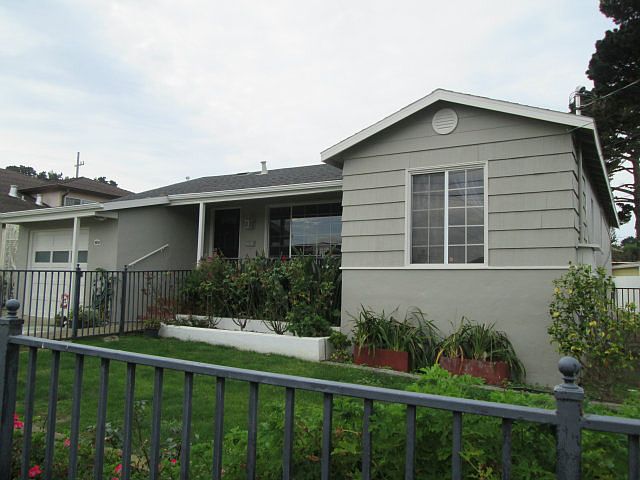 2nd image of 707 Maddux Dr