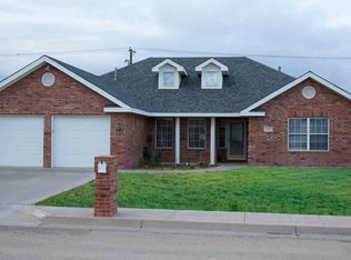 2102 W Ray Ave, Artesia, NM 88210
