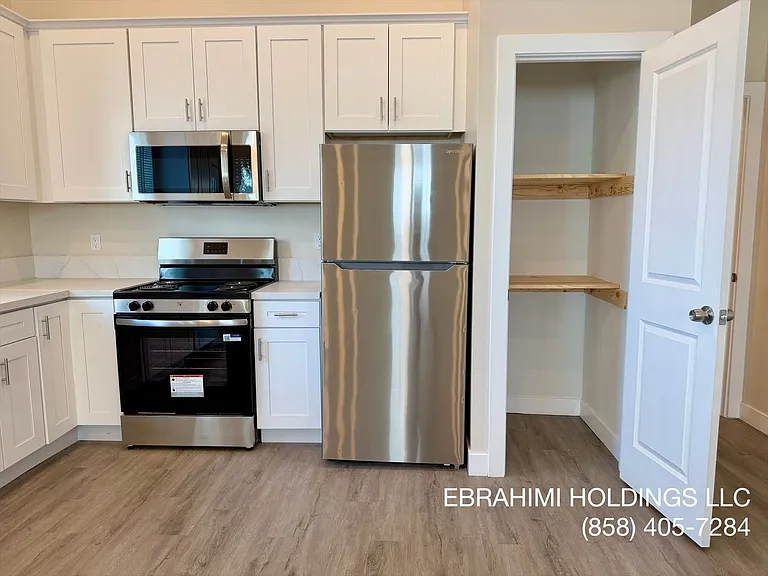 2976 National Ave — Photo 25