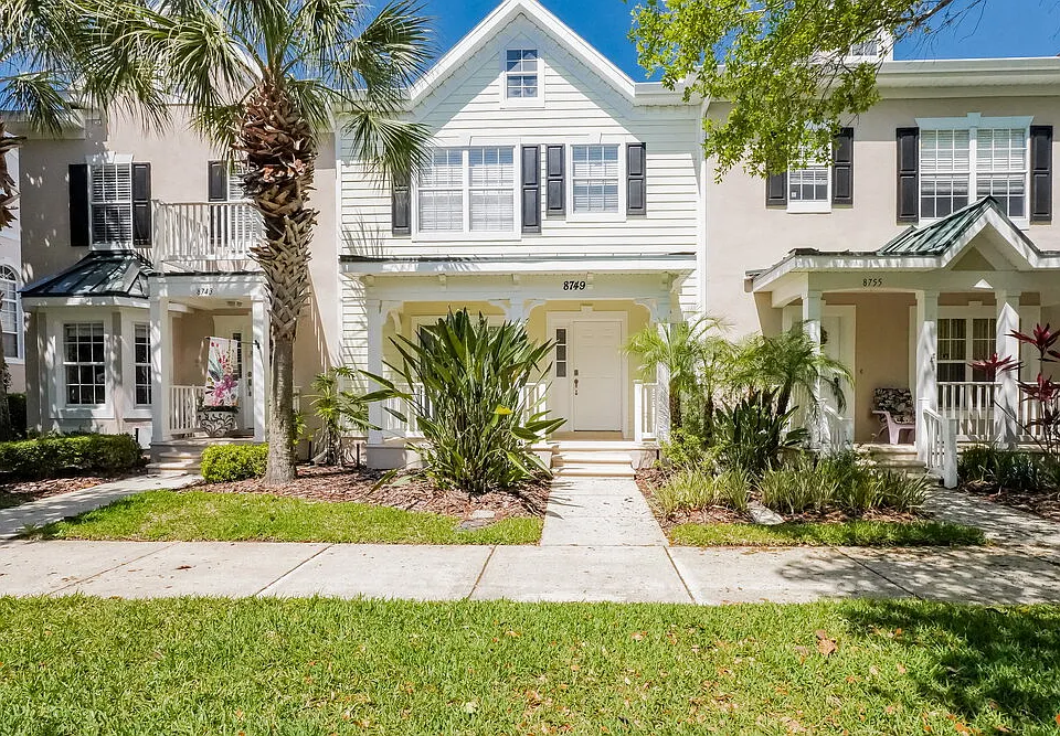 8749 Silk Bay Pl