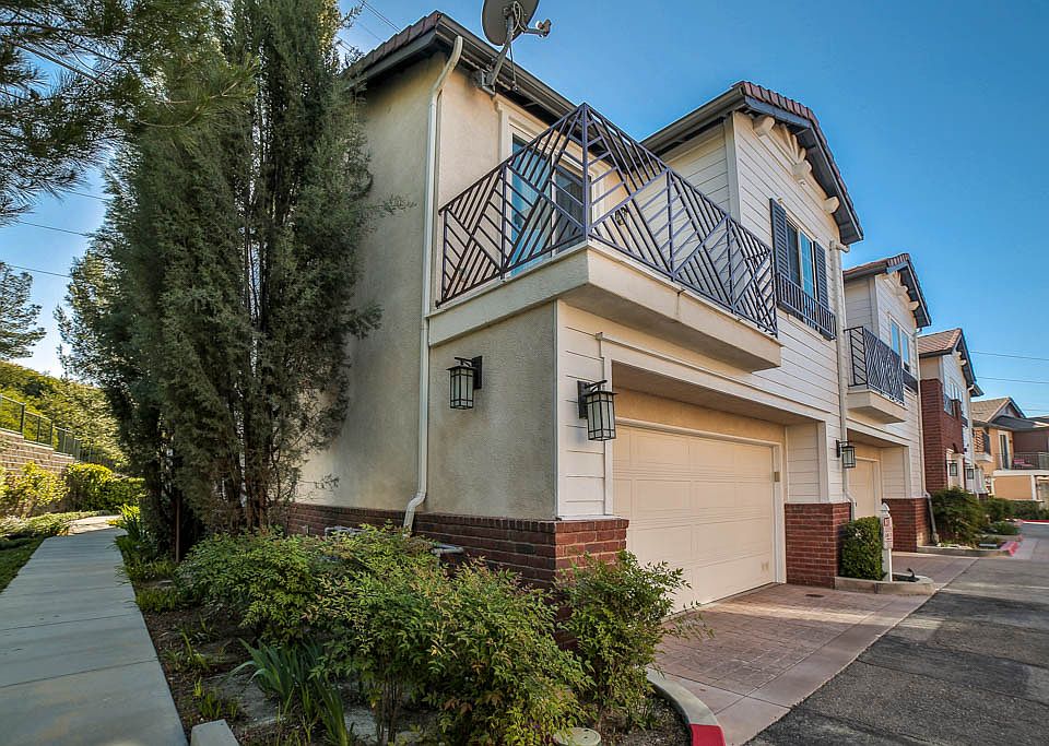 1st image of 16037 Nicklaus Dr #80