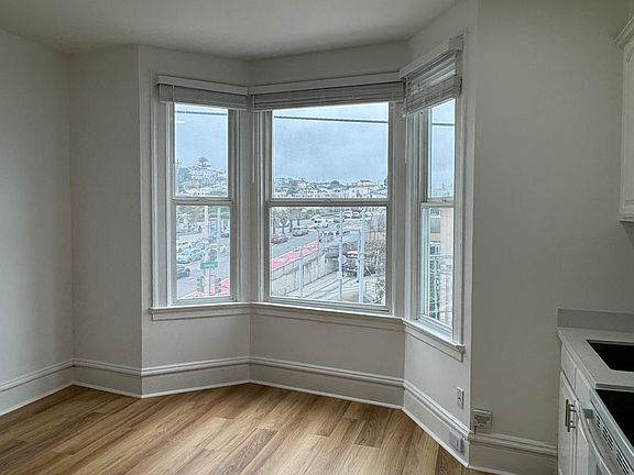 5th image of 2255 San Jose Ave #6