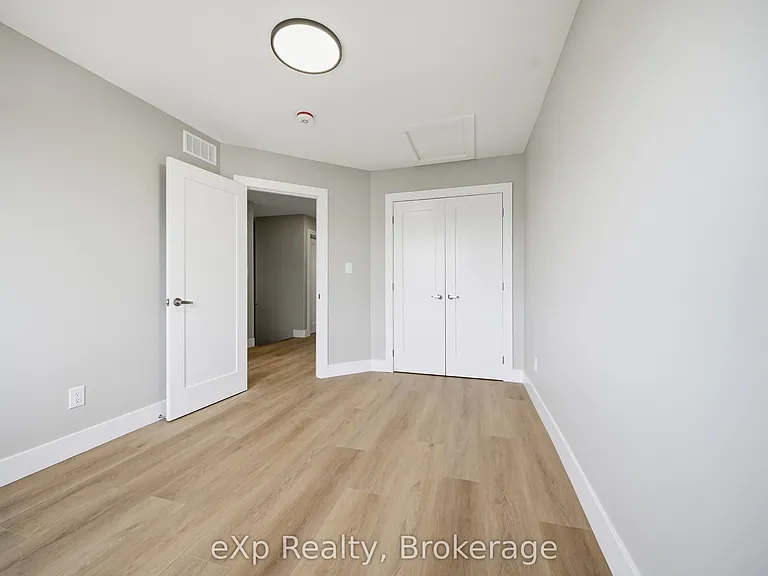 79 Maclellan Ave — Photo 20