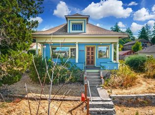 3232 13th Ave W, Seattle, WA 98119