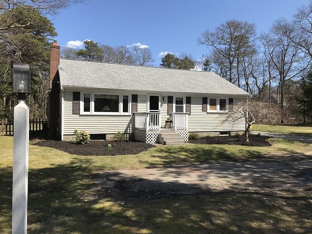599 Main St, Mashpee, MA 02649 Zillow
