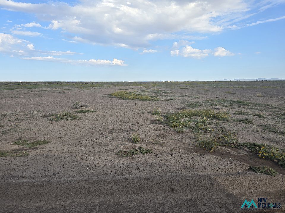 1st image of 0 Saguaro Rd
