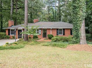 1637 Pineview Dr, Raleigh, NC 27606