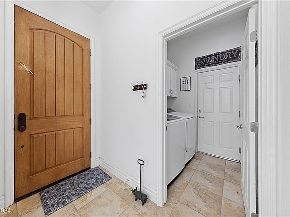 3rd image of 280 Via Di Citta Dr