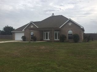 2 Apache Dr, Picayune, MS 39466