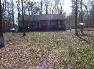 1799 Meadow Rd, Sandston, VA 23150