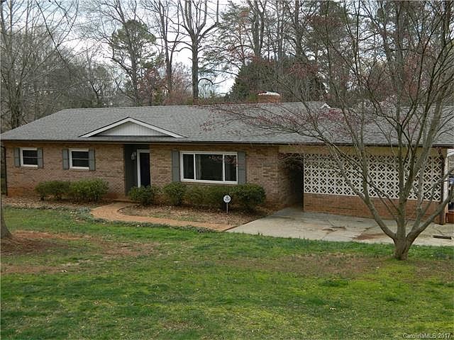 1st image of 434 Chestnut Ln