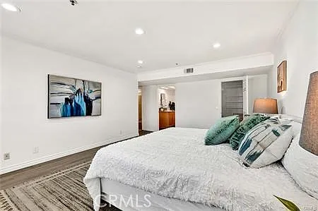16255 Pacific Cir — Photo 20