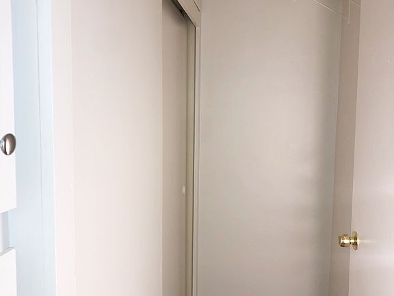 4th image of 17463 Vanowen St #21