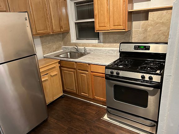 3rd image of 49 Avenue B #2R