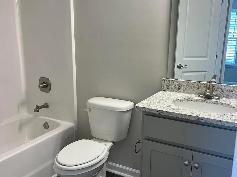 286 Maidens Choice Rd — Photo 22