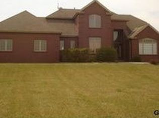 15101 Plum Ridge Rd, Lincoln, NE 68527