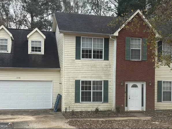 1258 Crystal Springs Trl, Hampton, GA 30228
