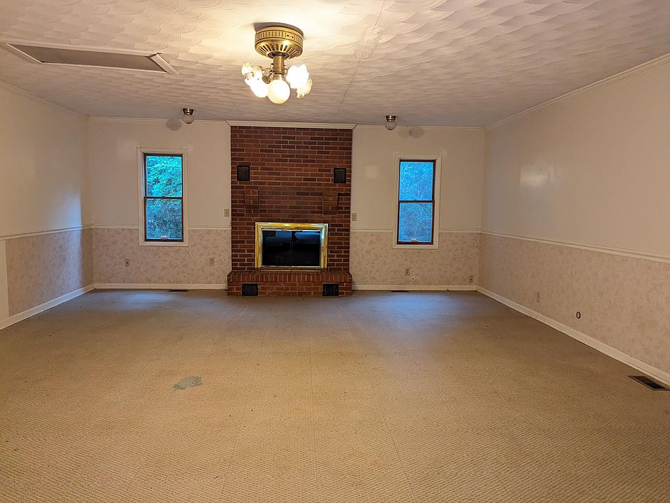 39 N Limestone St, Jamestown, OH 45335 Zillow