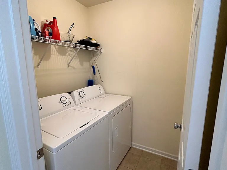 122 Sonata Cir — Photo 24