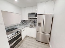 1441 Lincoln Rd