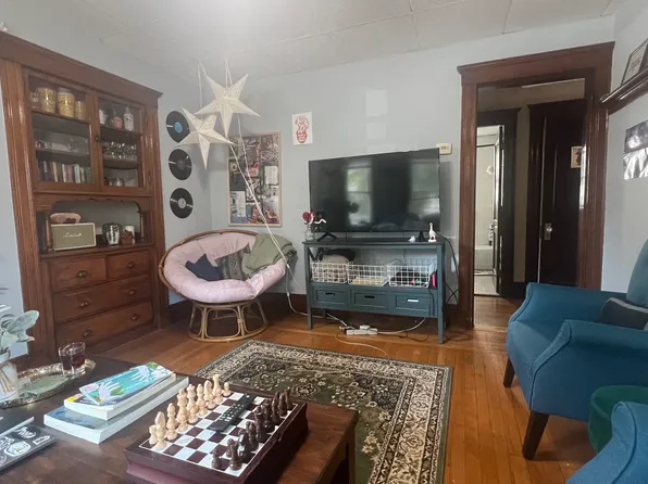 2 High St, Somerville, MA 02144