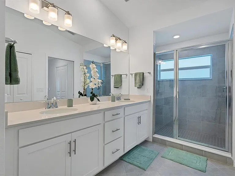 14224 Heirtage Landing Blvd #921 — Photo 19