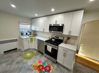 176 Summit Ave APT 2, Quincy, MA 02170