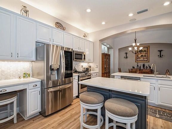 5th image of 8678 Villanova Dr #0