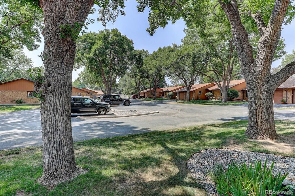 1100 Taft Avenue #28